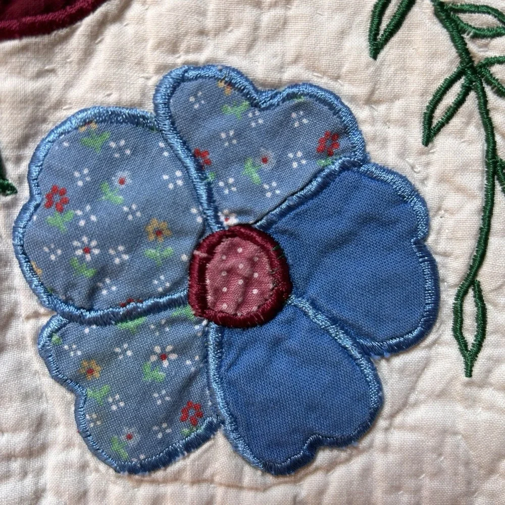 VTG Embroidered Quilted Floral Pillow Sham Case Oversized Patchwork Cottagecore